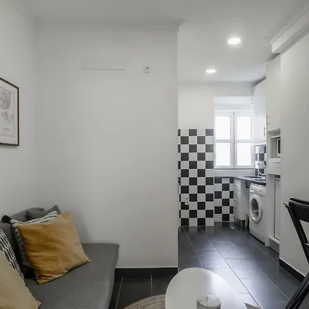 Charming Apartment- Authentic Experience In Graca *