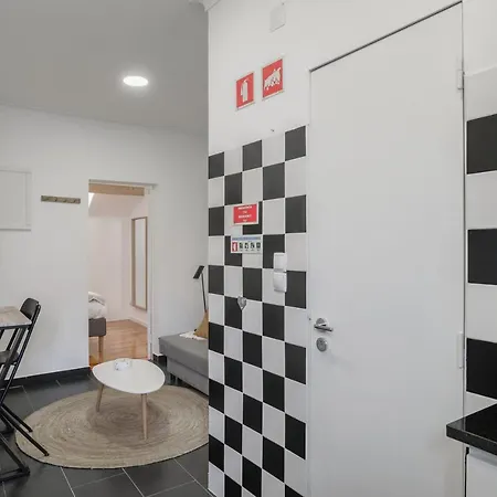 Charming Apartment- Authentic Experience In Graca Apartment